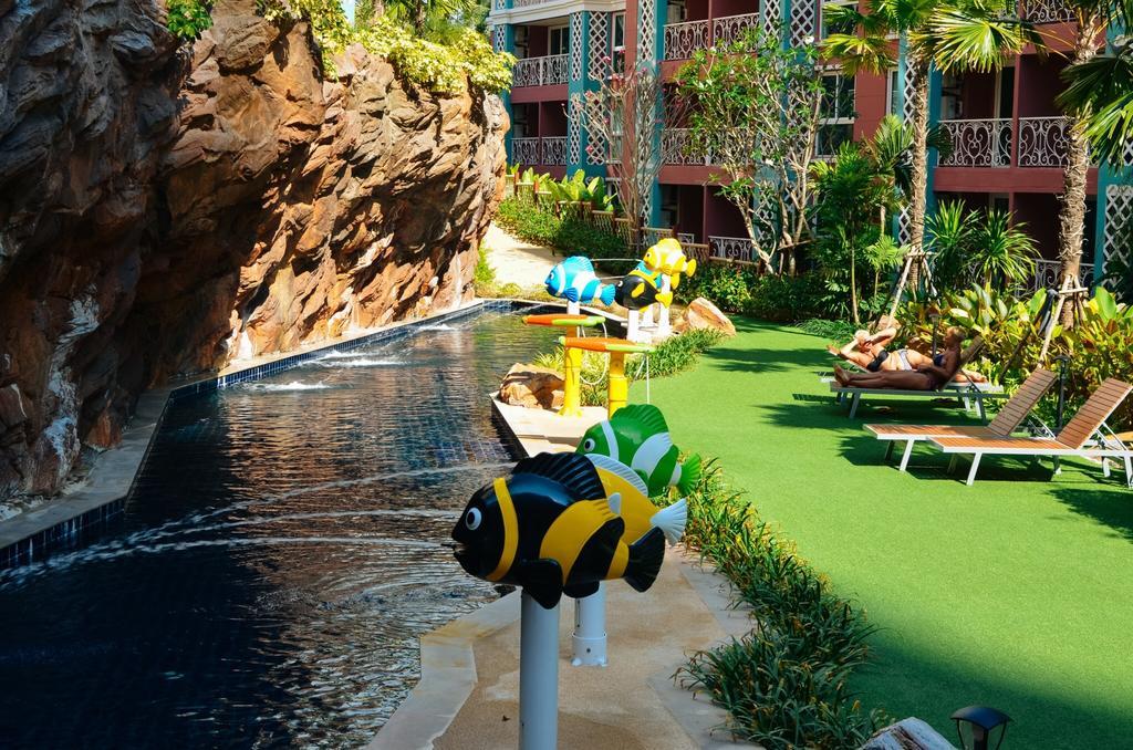 Grand Caribbean Resort Jomtian Pattaya Eksteriør billede