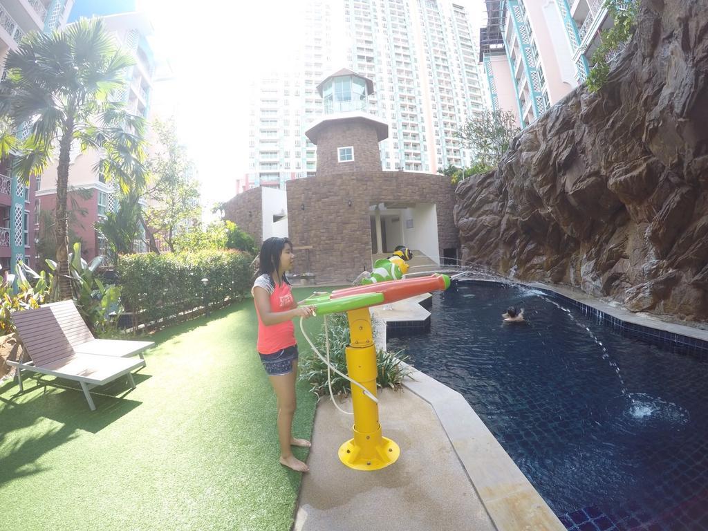 Grand Caribbean Resort Jomtian Pattaya Eksteriør billede